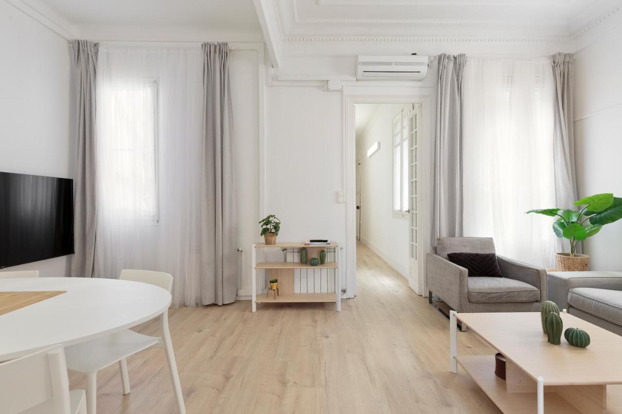 Suites4Days Gaudi Eixample Barcelona Exteriör bild