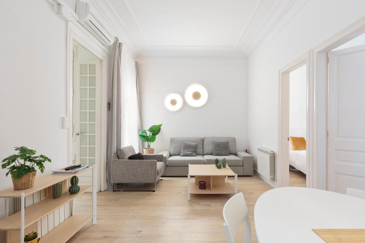 Suites4Days Gaudi Eixample Barcelona Exteriör bild